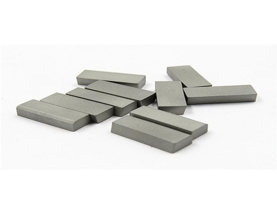 China As pontas de corte de alta elasticidade do carboneto de tungstênio da força alisam o revestimento fornecedor
